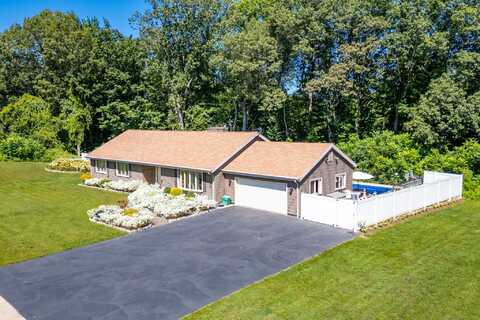 106 Orchard Hill Drive, Windsor Locks, CT 06096