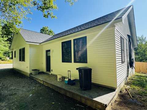 89 Lillibridge Avenue, Voluntown, CT 06384