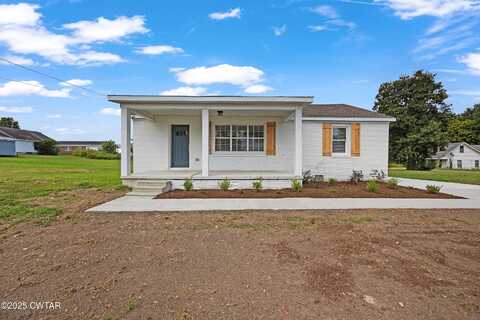 209 E Central Street, Trenton, TN 38382
