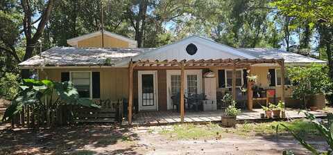 8470 120th St, Chiefland, FL 32626