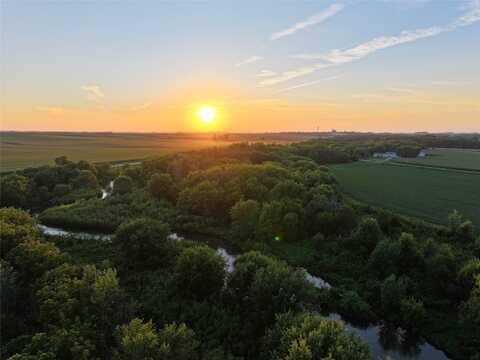 Buffalo Creek Boulevard, Winthrop, IA 50682