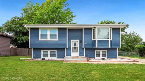 204 25th Avenue SW, Altoona, IA 50009