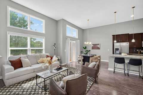 7914 Cottonwood Lane, West Des Moines, IA 50266