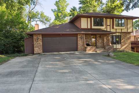 2905 Watrous Avenue, Des Moines, IA 50321