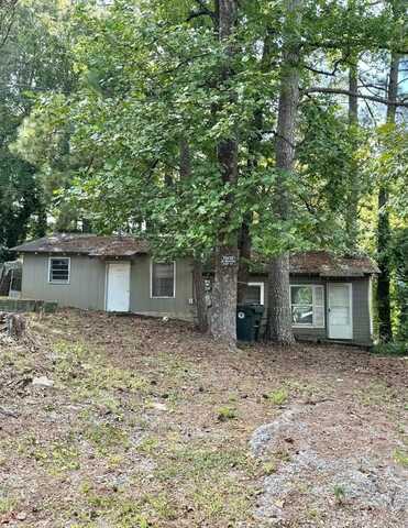 301b Fields Avenue, DALTON, GA 30721