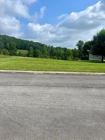 Windy Hill Drive, ROCKY FACE, GA 30740