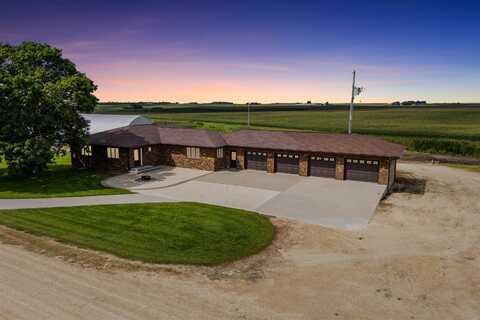 1693 265th, Earlville, IA 52041