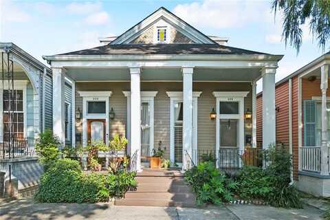 424 HENRY CLAY Avenue 424, New Orleans, LA 70118
