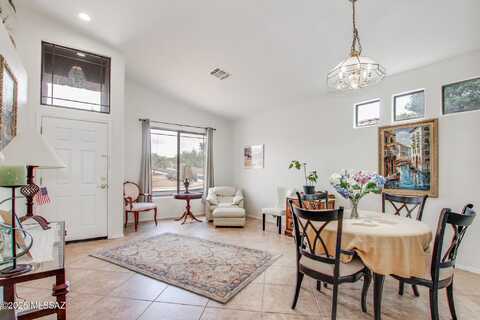 9690 E Country Court, Tucson, AZ 85749