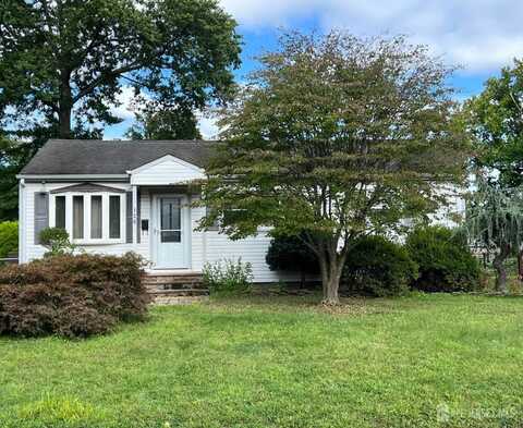 126 Third Street, Middlesex, NJ 08846