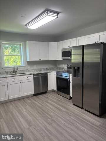 435 WILLOWS AVENUE, FOLCROFT, PA 19032