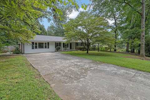 558 Dorsey Circle SW, Lilburn, GA 30047