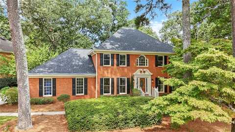 588 Haralson Drive SW, Lilburn, GA 30047