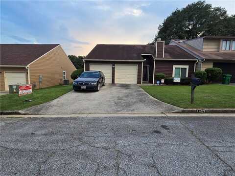 1533 Burnstone Drive, Stone Mountain, GA 30088