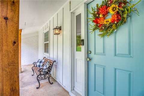 284 Rhodes Drive, Athens, GA 30606