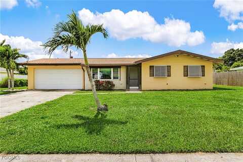 4555 Vinsetta Avenue, North Fort Myers, FL 33903