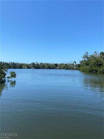 Access Undetermined lot: 7 & 10, Captiva, FL 33924
