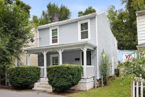 629 BAPTIST ST, STAUNTON, VA 24401