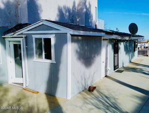 318 Sugar Loaf Drive, Palmdale, CA 93551