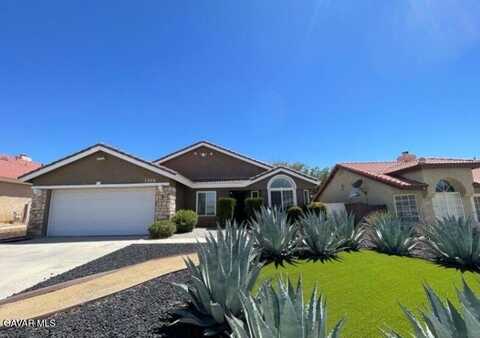 1008 Holloway Avenue, Rosamond, CA 93560