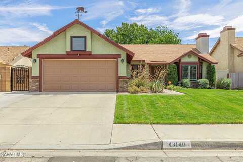 43140 W 22nd Street, Lancaster, CA 93536