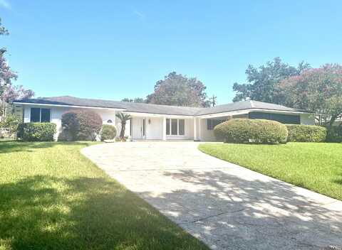 1945 Columbine St, Baton Rouge, LA 70808