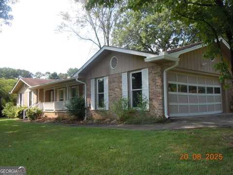 5762 Fairfield, Stone Mountain, GA 30087