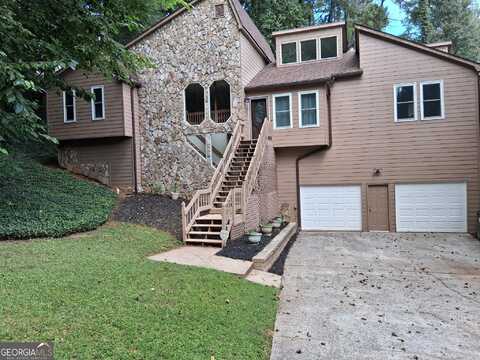 559 Farmbrook, Kennesaw, GA 30144