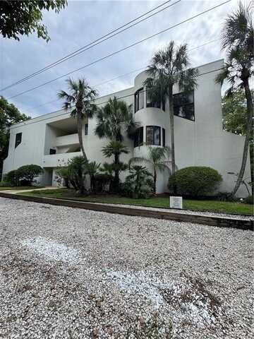 540 Oglethorpe Ave, Saint Simons Island, GA 31522