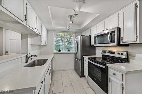 5890 Medallion Drive, Las Vegas, NV 89122