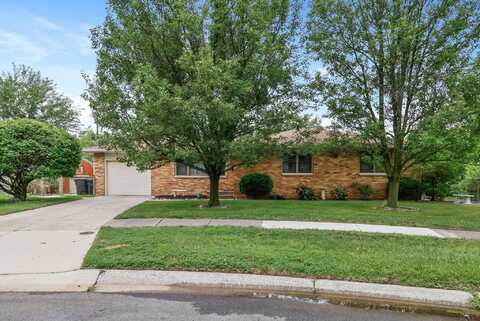 733 Scott Court, Crown Point, IN 46307