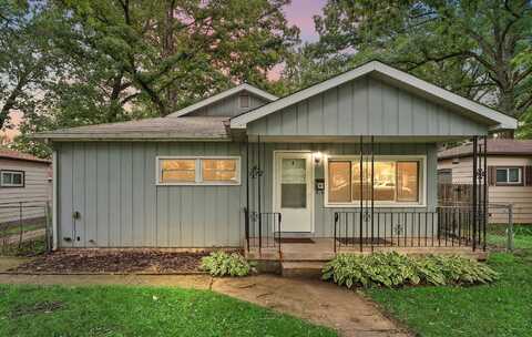 427 S Lawrence Street, Hobart, IN 46342
