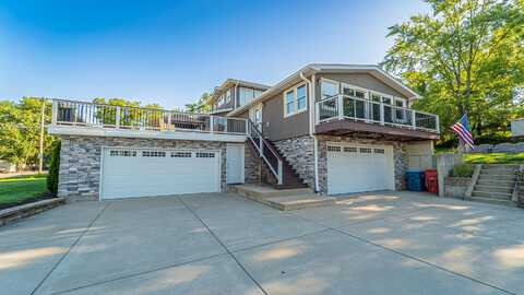 7522 Lake Shore Drive, Cedar Lake, IN 46303