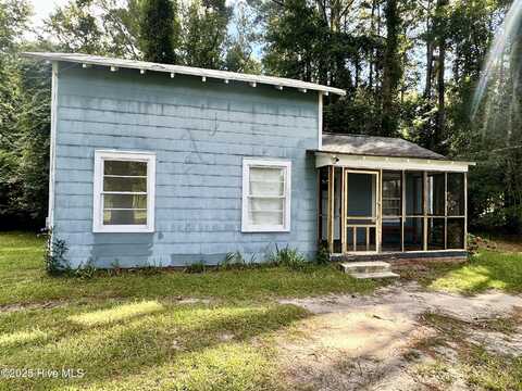 285 Queen Street, Grifton, NC 28530