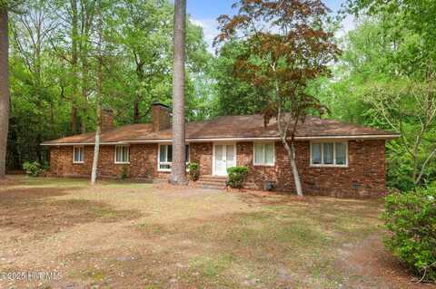 2204 Stallings Drive, Kinston, NC 28504