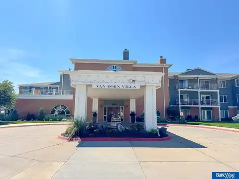 3001 S 51st Street Court, Lincoln, NE 68506