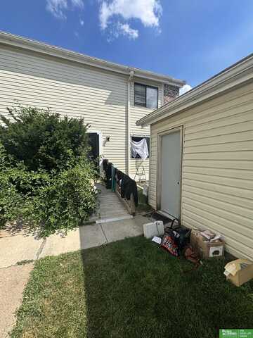 1011 Willow Avenue, Bellevue, NE 68005