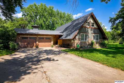 1138 Elizabeth Circle, Fremont, NE 68025