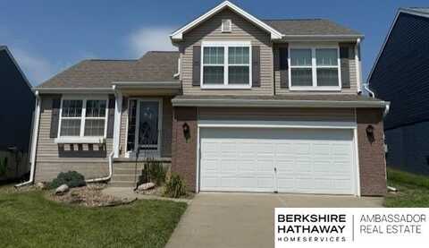 19354 W Street, Omaha, NE 68135