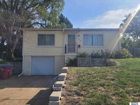 7326 Ira Court, La Vista, NE 68128