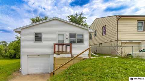 4655 Curtis Avenue, Omaha, NE 68104