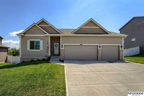 14319 Tregaron Drive, Bellevue, NE 68123