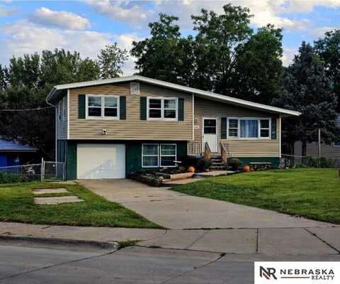 8205 S 39th Avenue, Bellevue, NE 68147