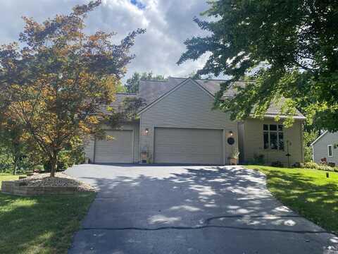 2470 Woody Noll Drive, Portage, MI 49002