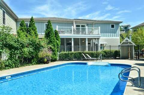 16032 Goodwin Avenue, Union Pier, MI 49129