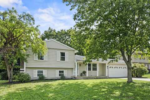 6040 Adacroft Drive SE, Ada, MI 49301