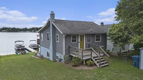 66989 Lakeshore Drive, Dowagiac, MI 49047