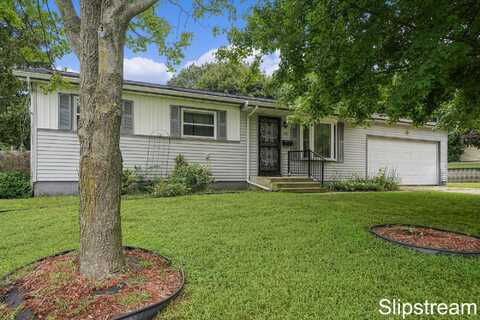 101 Homecrest Road, Battle Creek, MI 49037