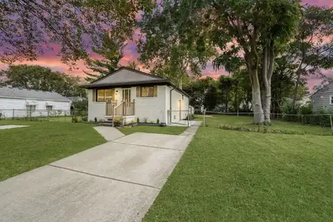 8268 Essex Avenue, Warren, MI 48089