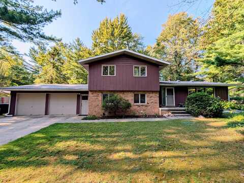 1111 Wildwood Street, Midland, MI 48642